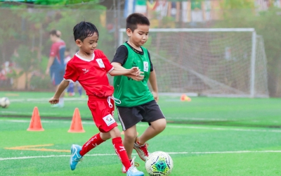 THÁCH THỨC BẢN THÂN, THỂ HIỆN BẢN LĨNH TRÊN SÂN CỎ